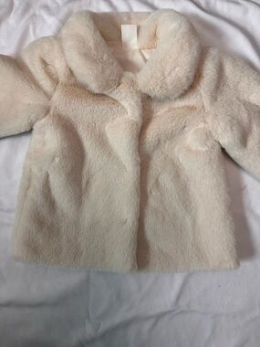 H&M Girls Faux Fur Pea Coat in Cream